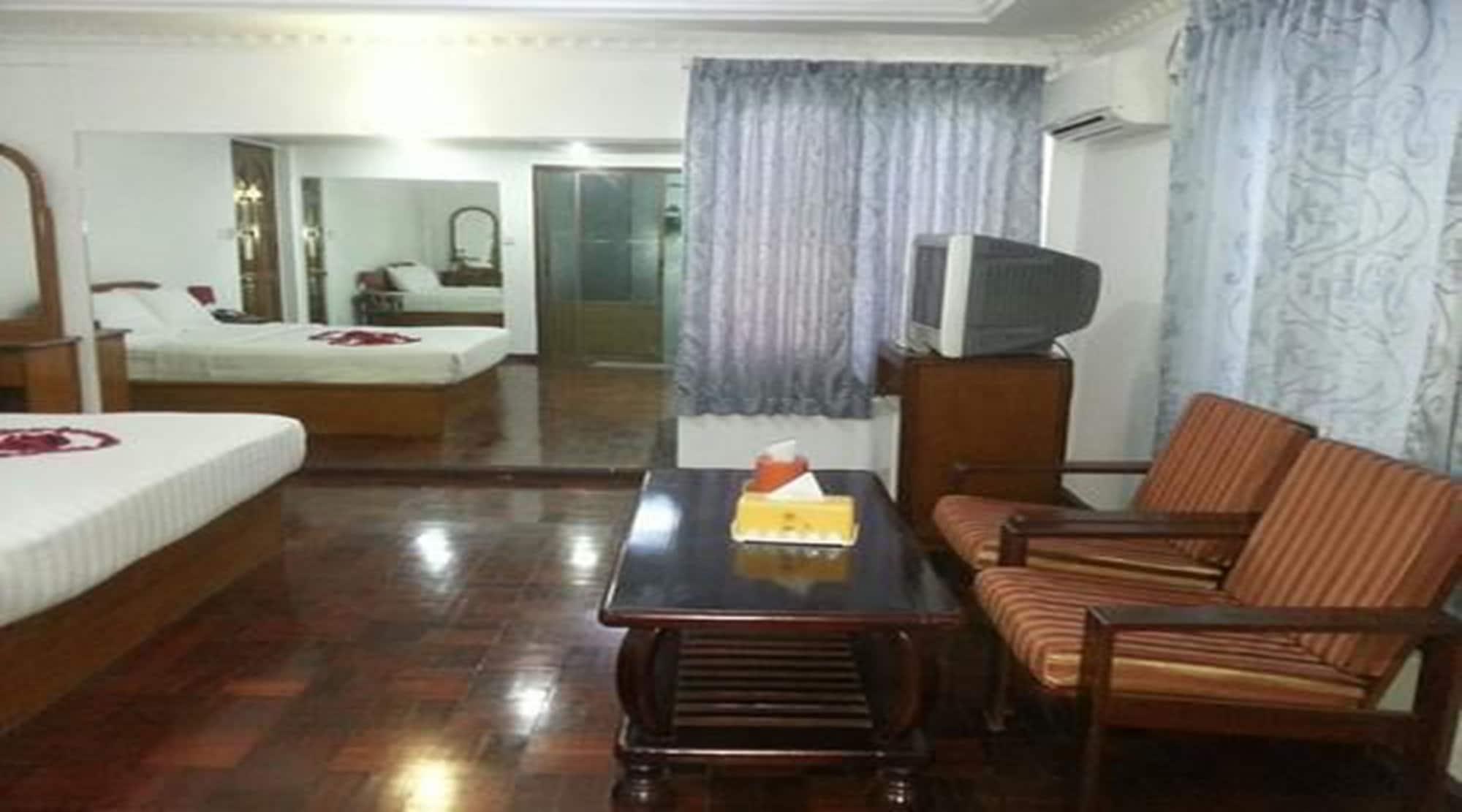Airport Inn Gyogon Buitenkant foto